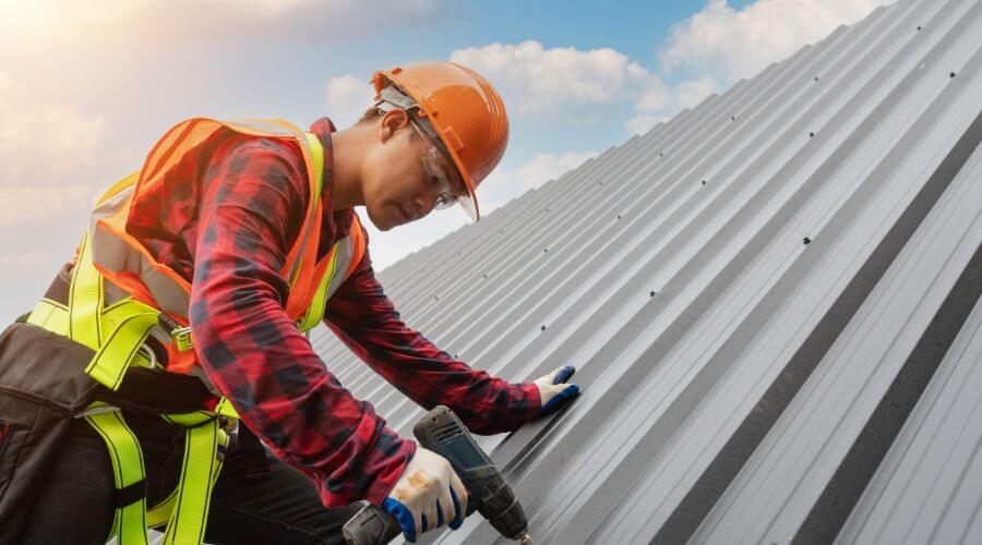 Owens Corning roofing contractor in Saint Paul, IN